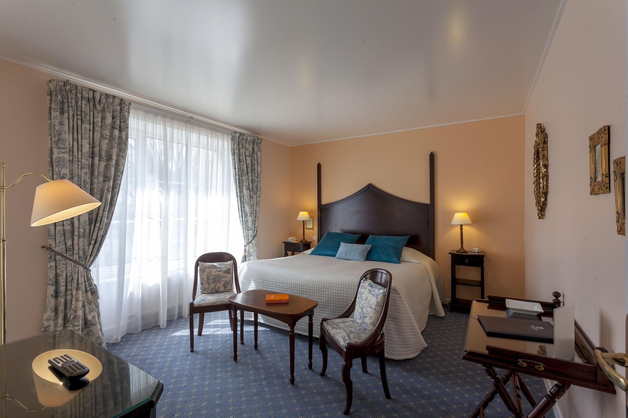 Grand Hotel "Chateau De Sully" - Piscine & Spa -Teritoria Dış mekan fotoğraf