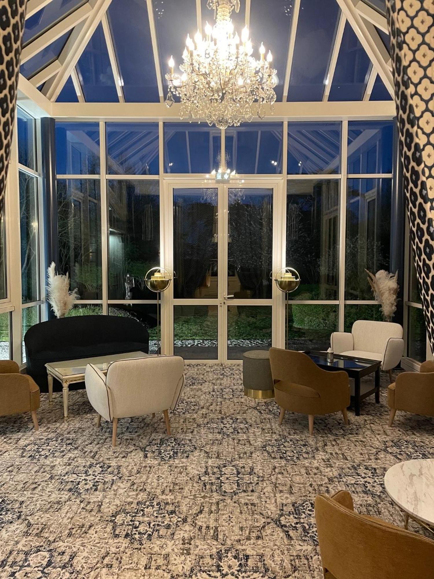 Grand Hotel "Chateau De Sully" - Piscine & Spa -Teritoria Dış mekan fotoğraf