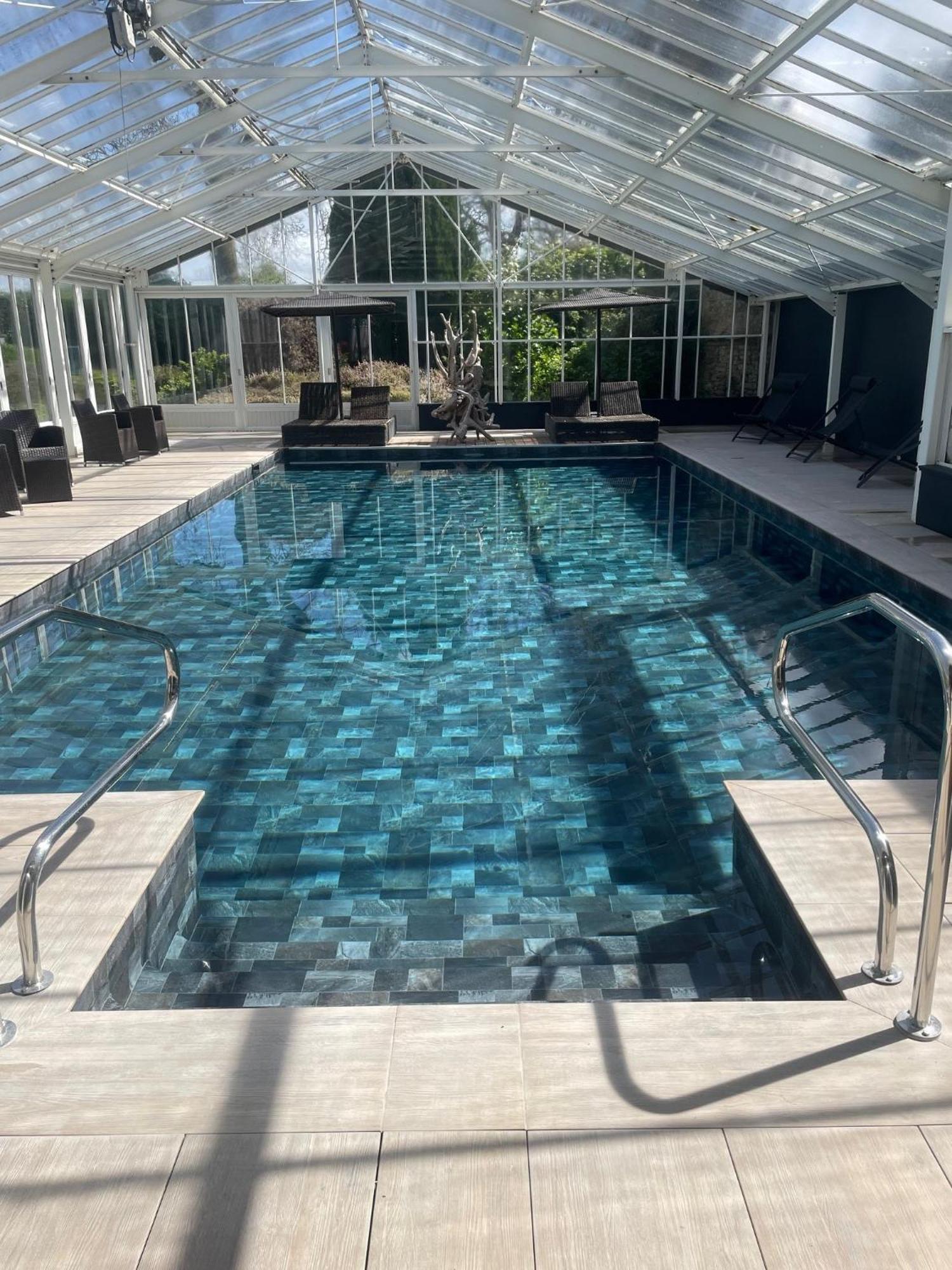Grand Hotel "Chateau De Sully" - Piscine & Spa -Teritoria Dış mekan fotoğraf